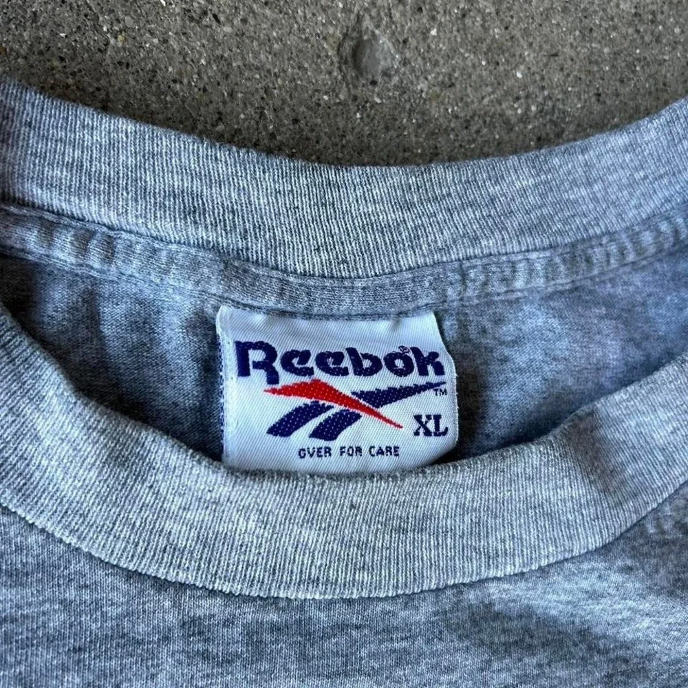 Vintage 90s Reebok grey single stitch tee shirt tshirt - Picture 3 of 6